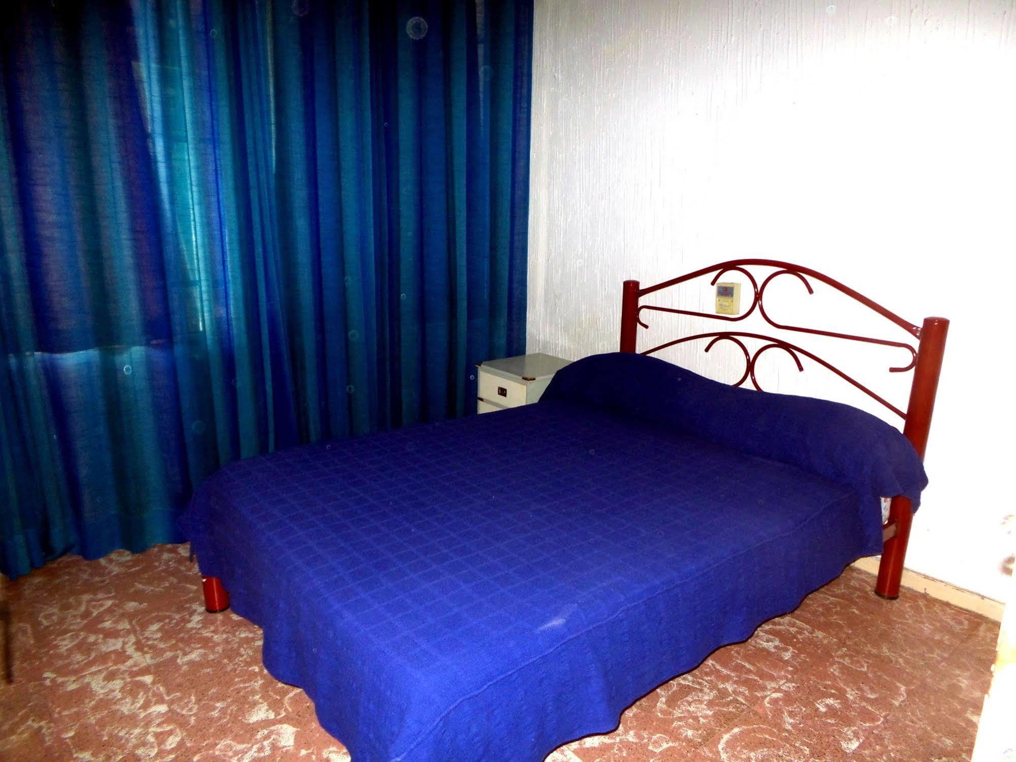 Hostel Otro Mundo Capdevila Zewnętrze zdjęcie