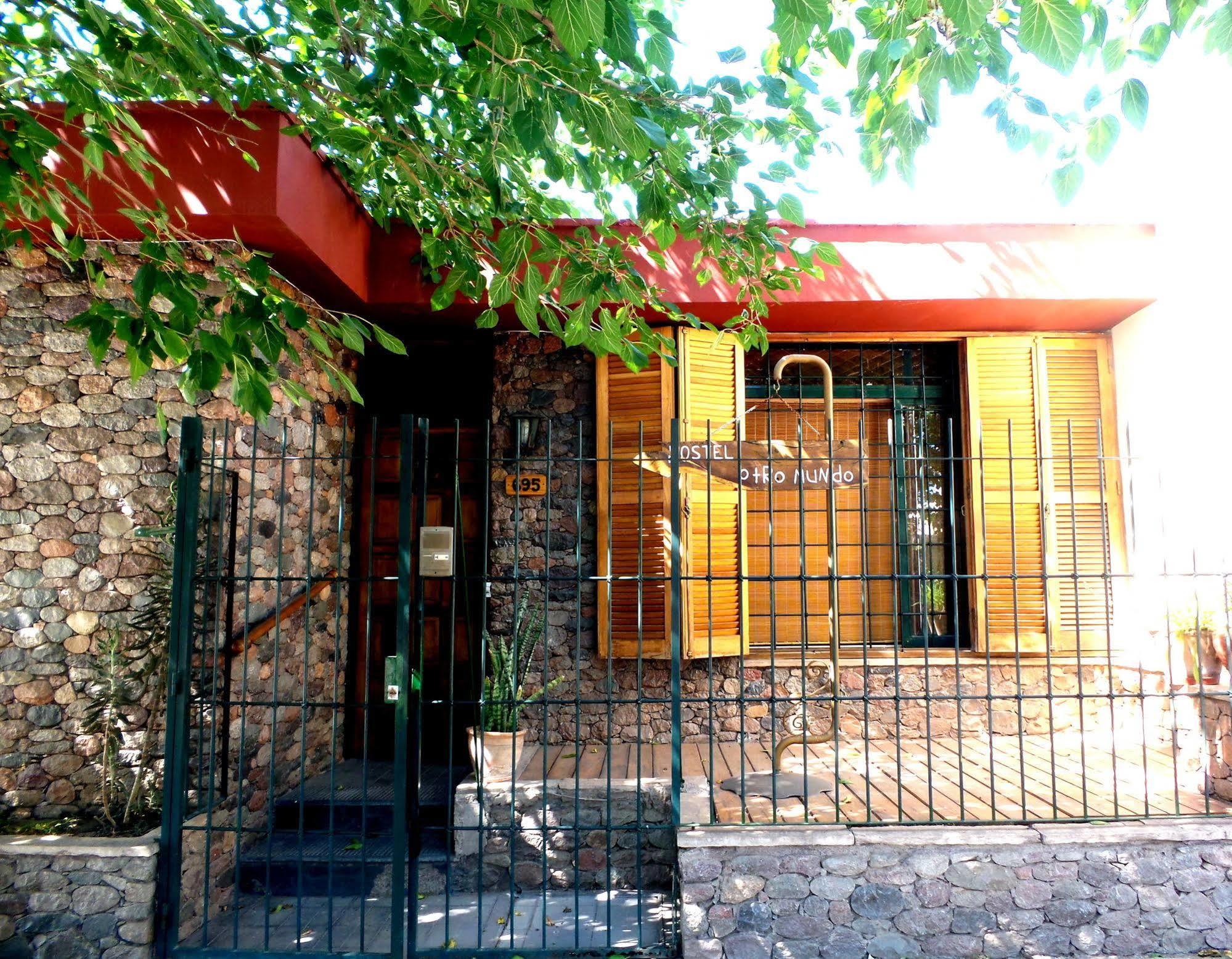 Hostel Otro Mundo Capdevila Zewnętrze zdjęcie