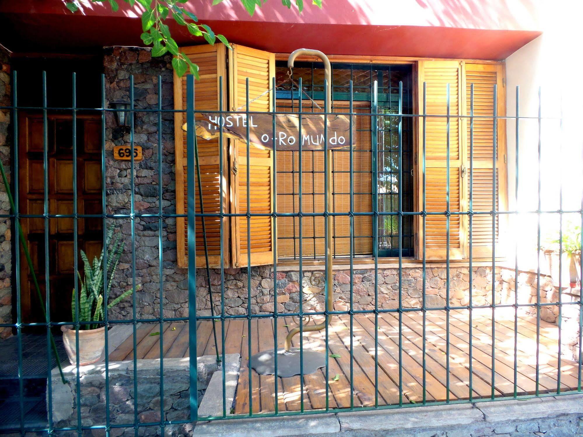 Hostel Otro Mundo Capdevila Zewnętrze zdjęcie