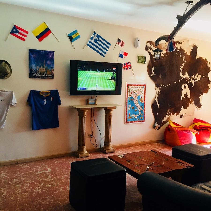 Hostel Otro Mundo Capdevila Zewnętrze zdjęcie